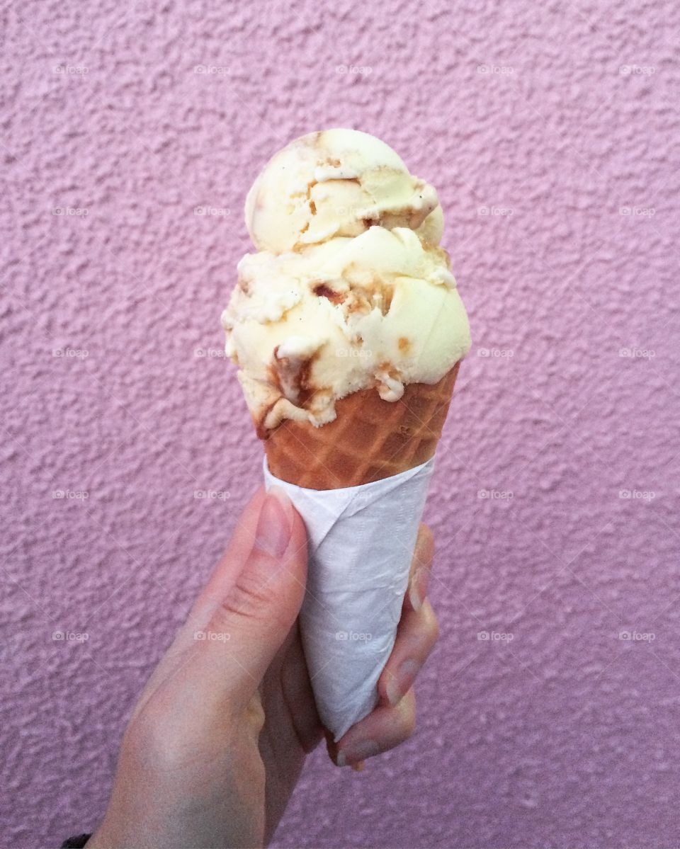 Creme brulee ice cream  