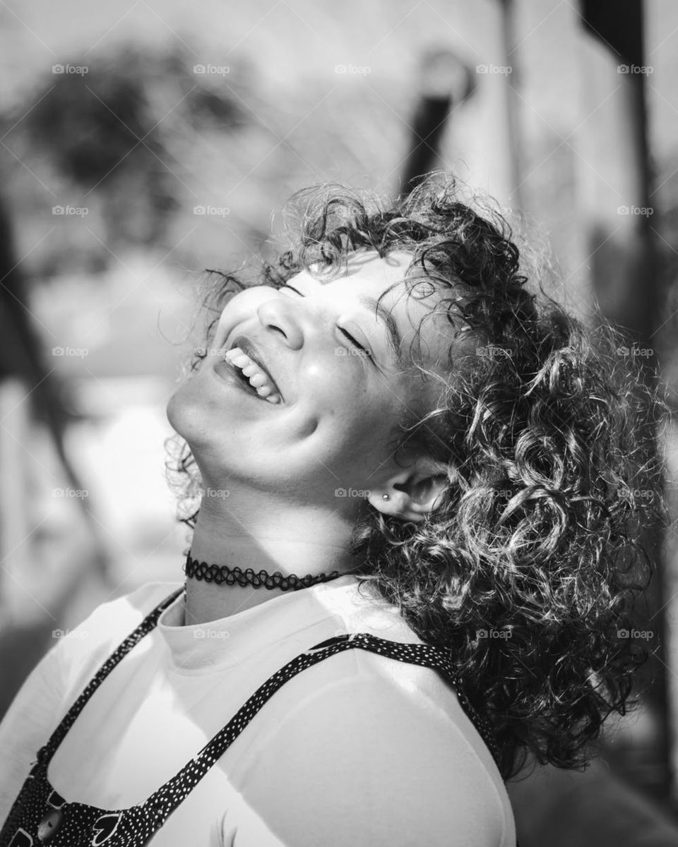 I would like describe this photo postive thinking and happiness response