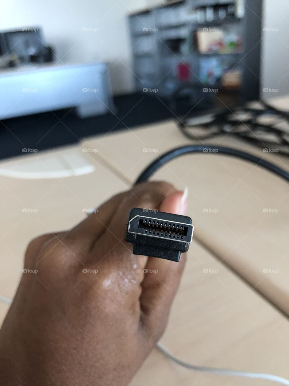 Computer monitor connector