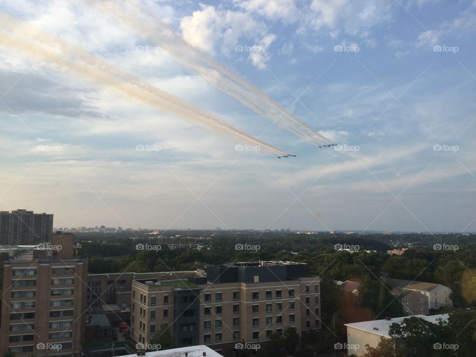 Patriotic Salute to America fly by Washington DC 