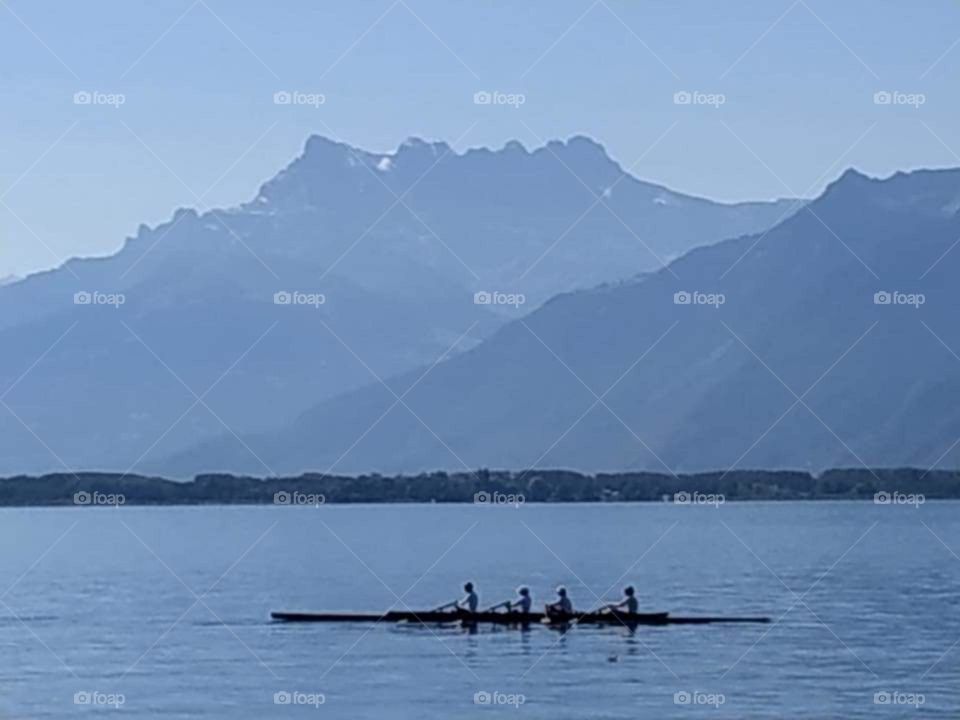 Mờ ảo Trong Sương.