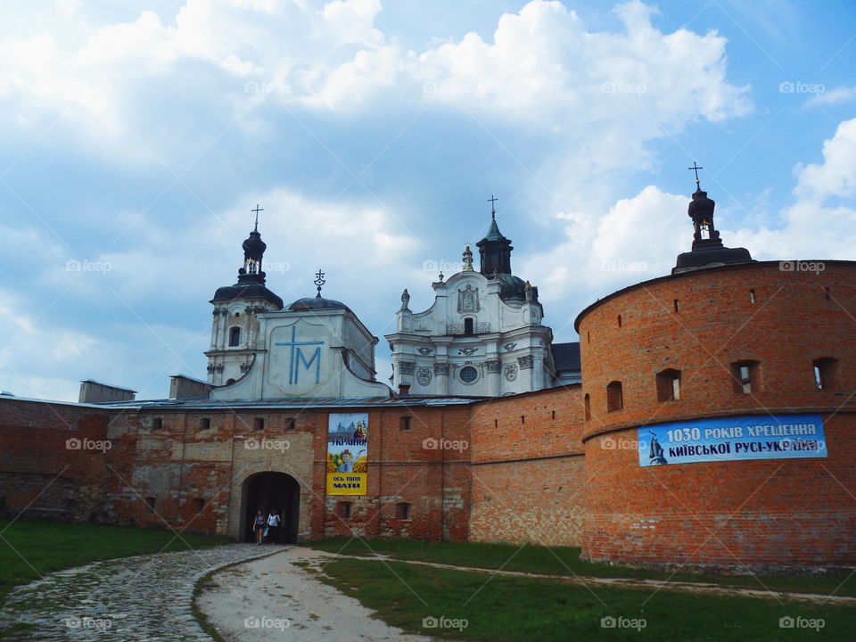 The striking monastery-fortress of the Order of the Barefoot Carmelites in Berdichev. A striking unexpected complex with powerful fortress walls, several towers, a church, a monastery, a bell tower, shops. All this was built here in 1642!