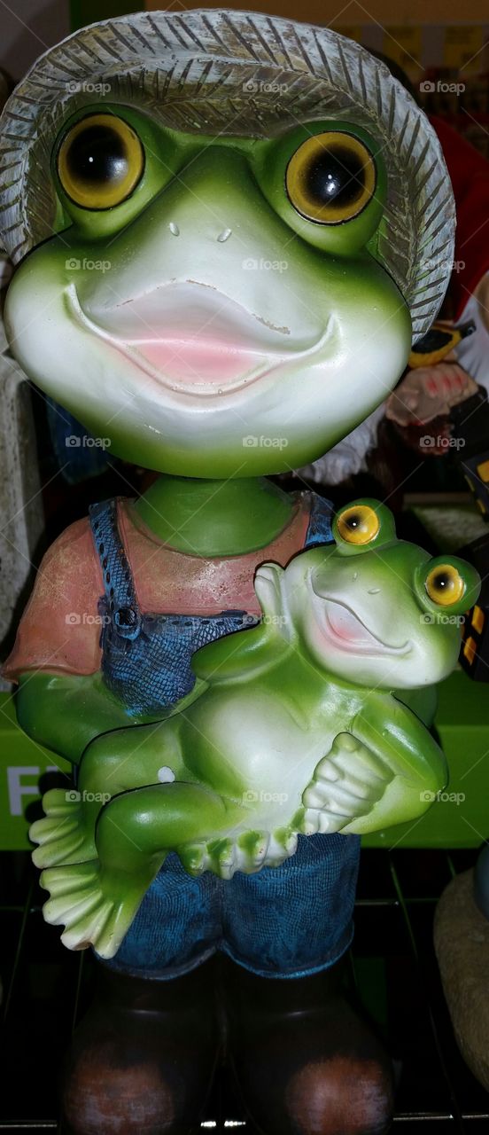 Garden frog figure