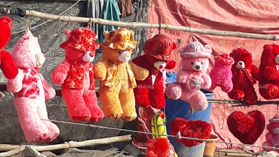 swinging teddies