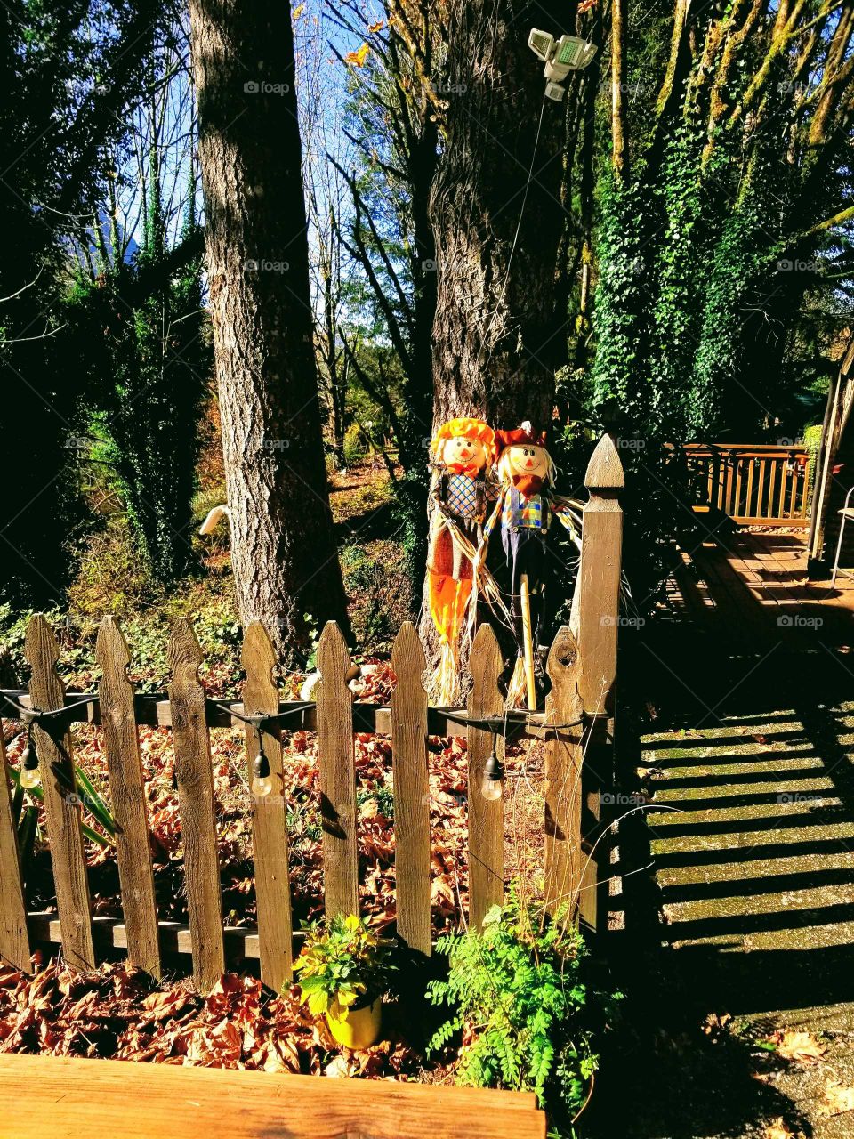 Halloween scene by roadside coffee stand