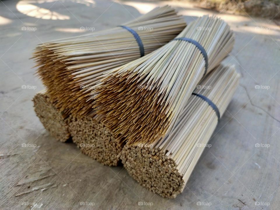 Tusuk Sate, A sharpened bamboo stick to make satay