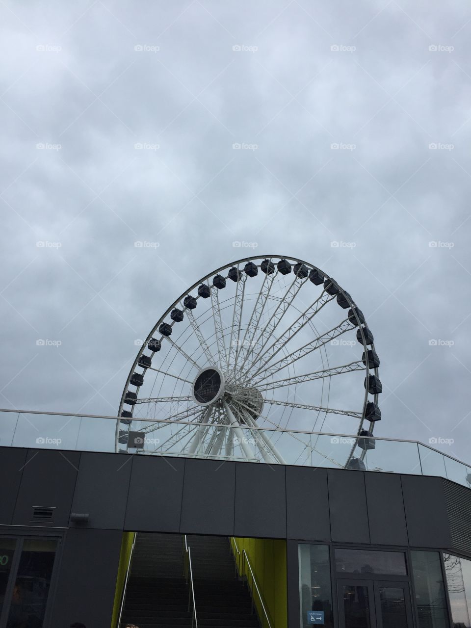 Cloudy fairest wheel 