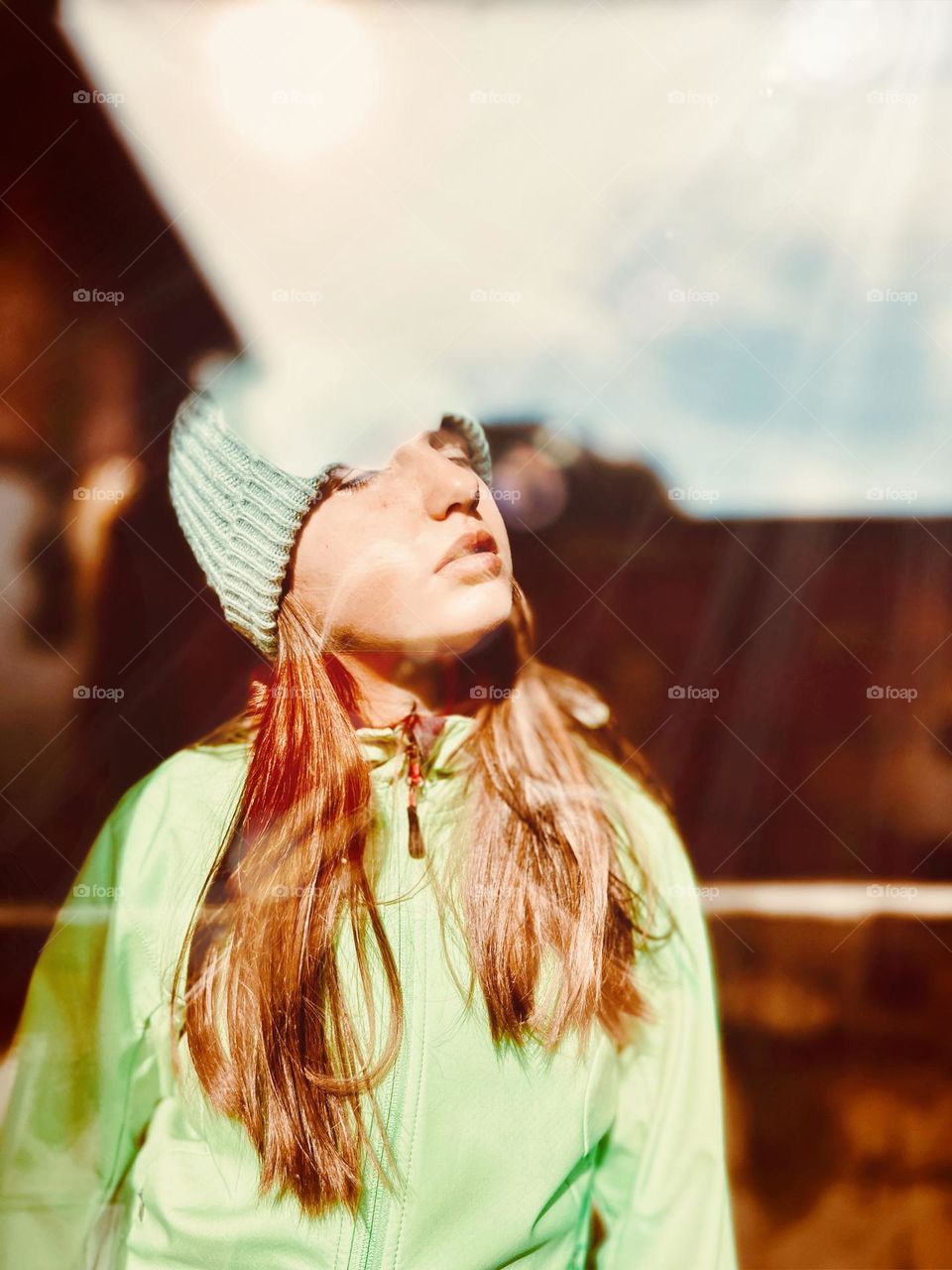 Play of light and glass