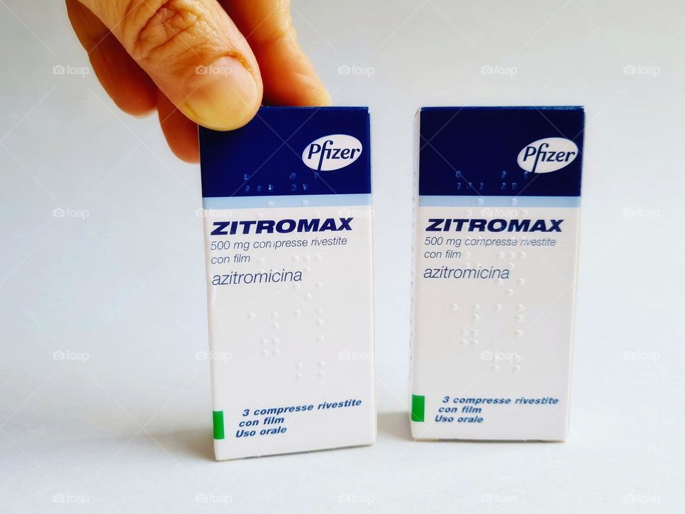 pack of zithromax (antibiotic to treat respiratory diseases including covid)