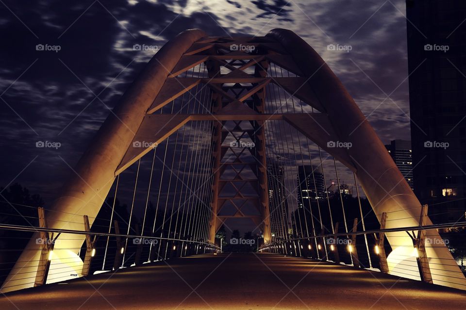 Humber bay bridge at night