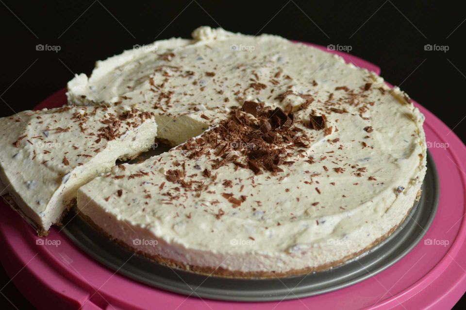 cheesecakes with grated chocolate