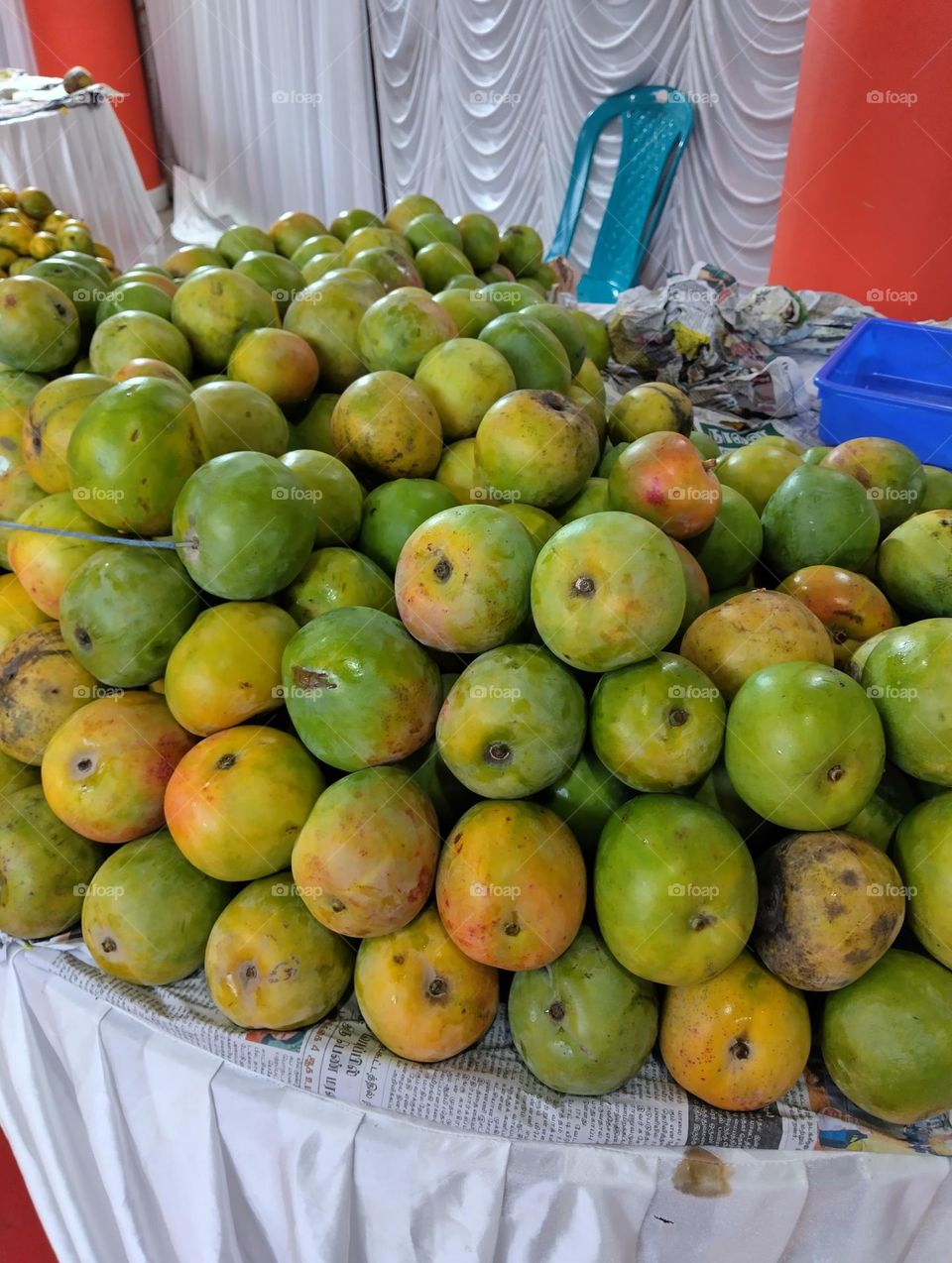 Variety mangoes
