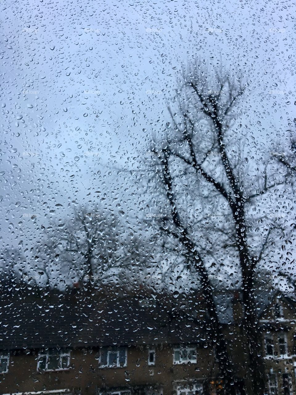 Rain window 