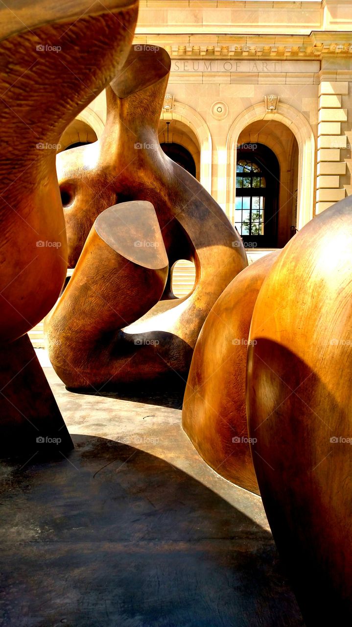 Museum statue artwork Outdoors large