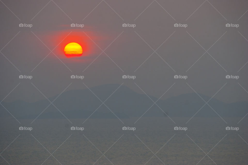 THE SUNSET IN PATTAYA THAILAND