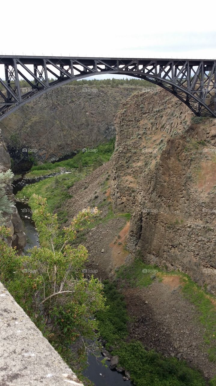 Oregon trunk railroad waterway bridge