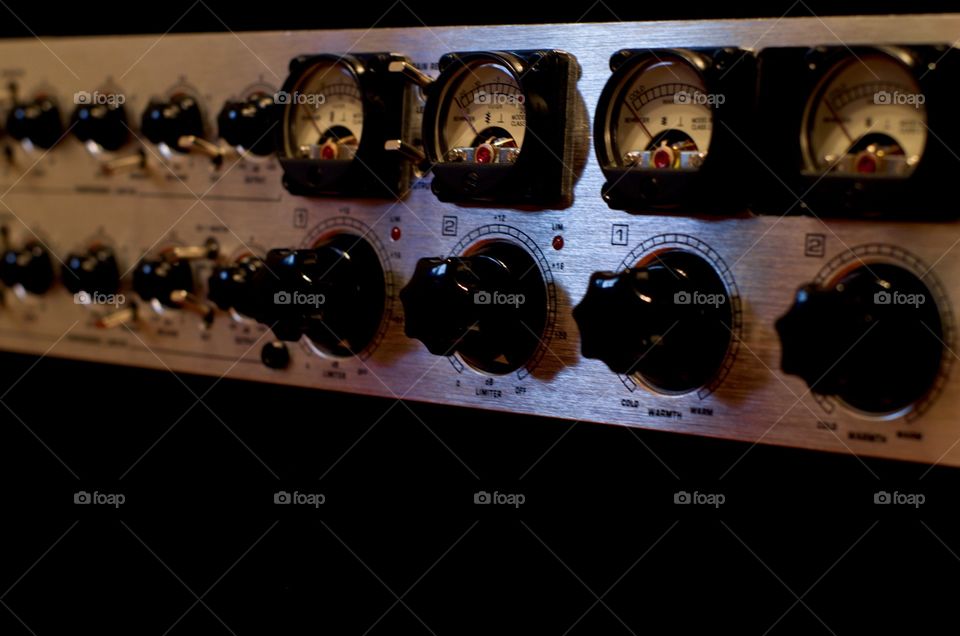 Audio compressor