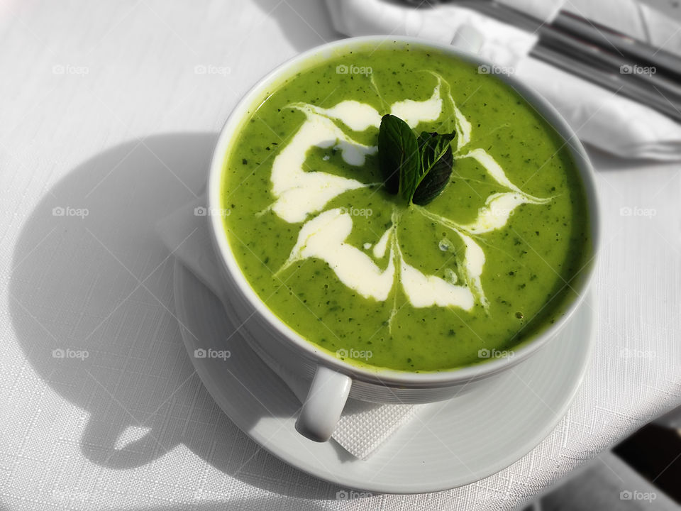 Green vegetables soup 