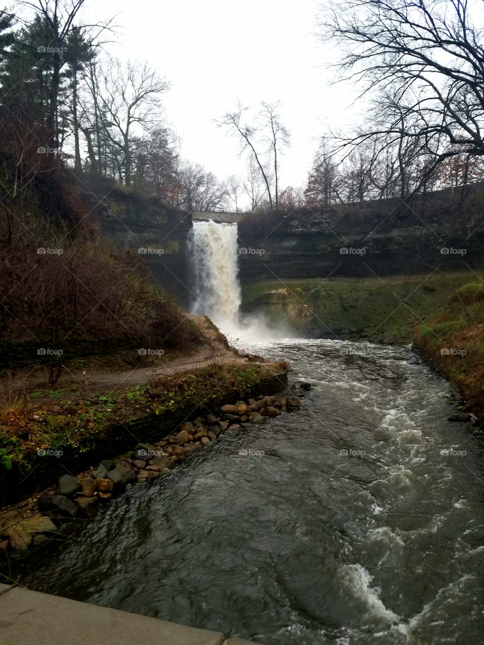 Falls