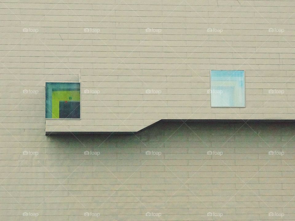 Horizontal photographs