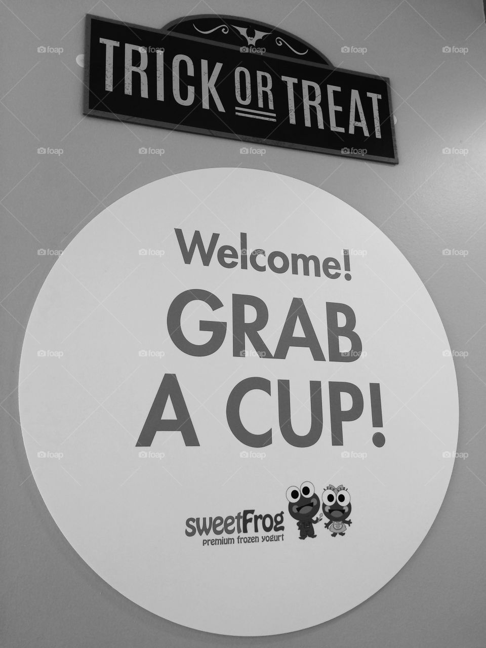 Sweet frog Halloween 