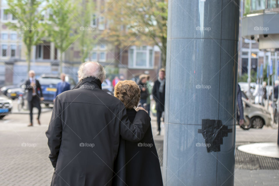 Joop Van De Ende En Janine Klijberg At The Memorial Ceremony At The Concertgebouw At Amsterdam 27-10-2018 The Netherlands For The Death Of Wim Kok