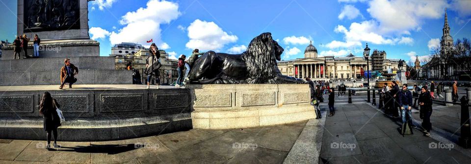 panoramic London Trafalgar Square