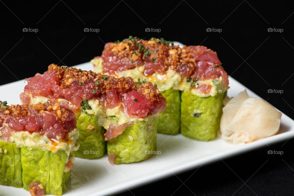 Spicy tuna roll