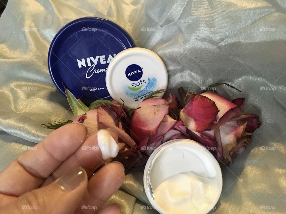 Nivea soft creme with roses 🌹