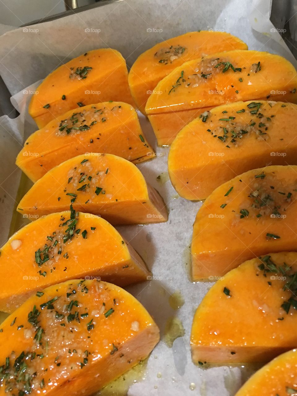 Herbed roasted pumpkin squash