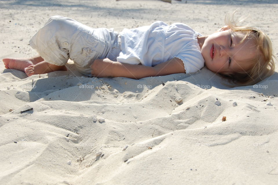 Modeling in the sand 