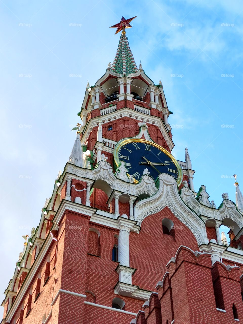 Moscow.  The Red Square.  Bottom view.  Spasskaya tower with chimes and five-pointed red star