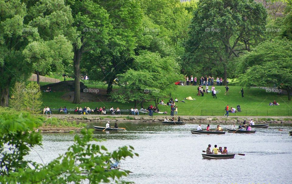 People enjoying spring in Cent