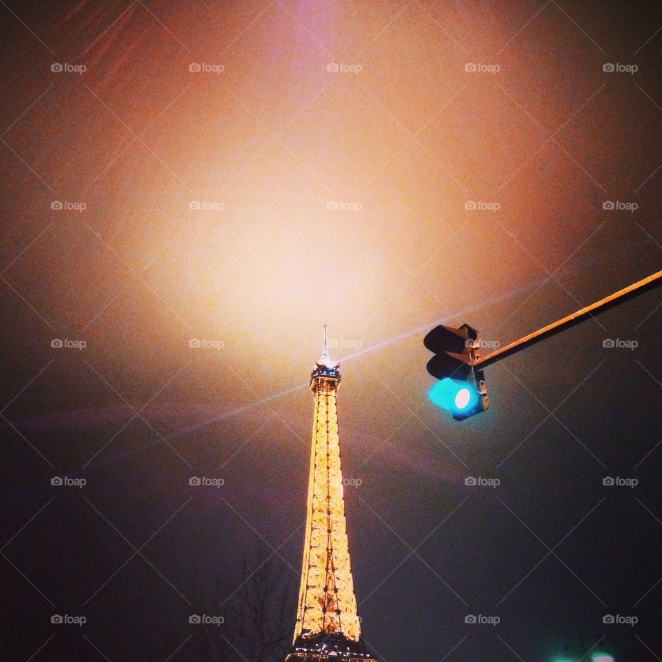 Paris la nuit.