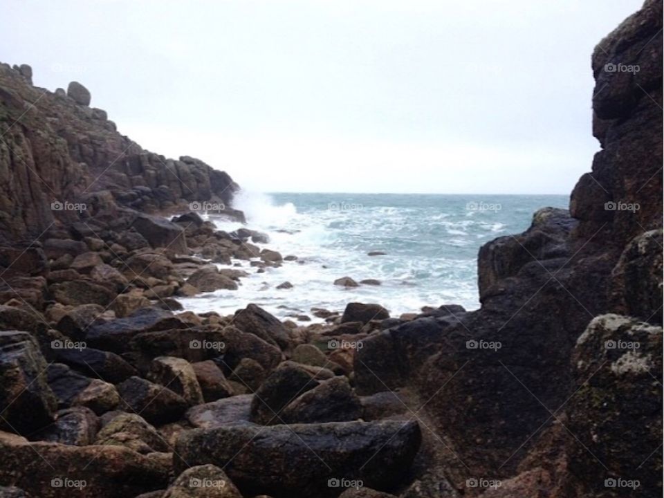 Cornwall wave crashing 