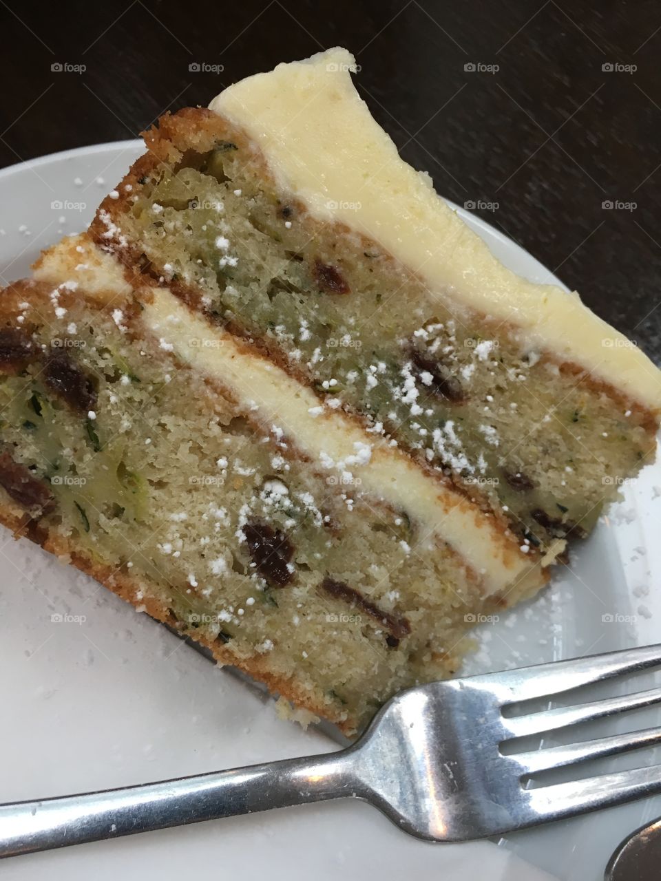 Courgette and blueberry cake  