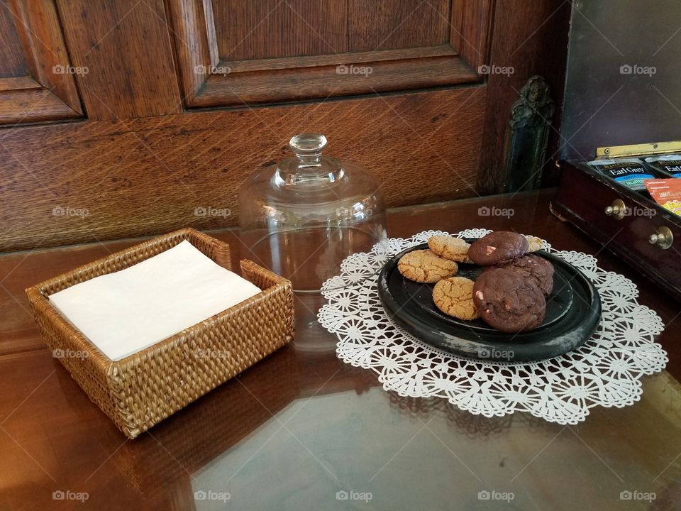 Serving Up Christmas Cookies