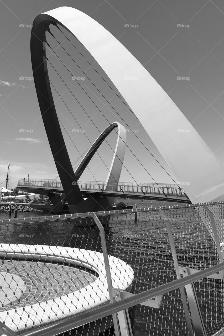 Suspension footbridge