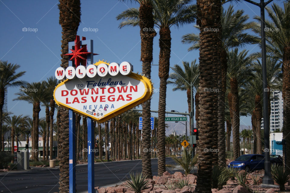 sign town vegas down by herstedt