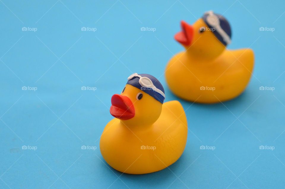 Battle: Blue vs. Yellow