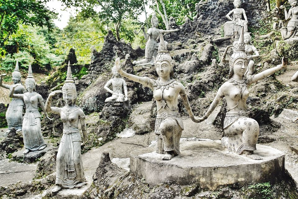 The secret Buddha garden 