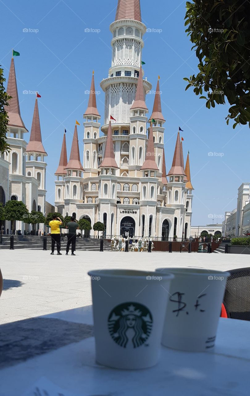 castle & coffee