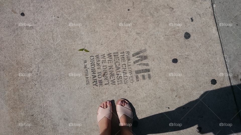 feet, graffitti