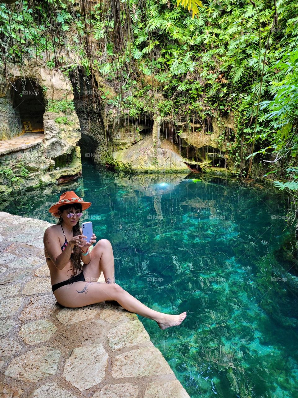 en un cenote mexicano