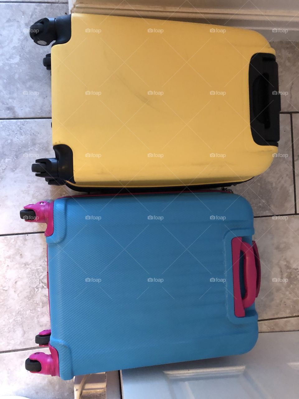 Colourful luggage 
