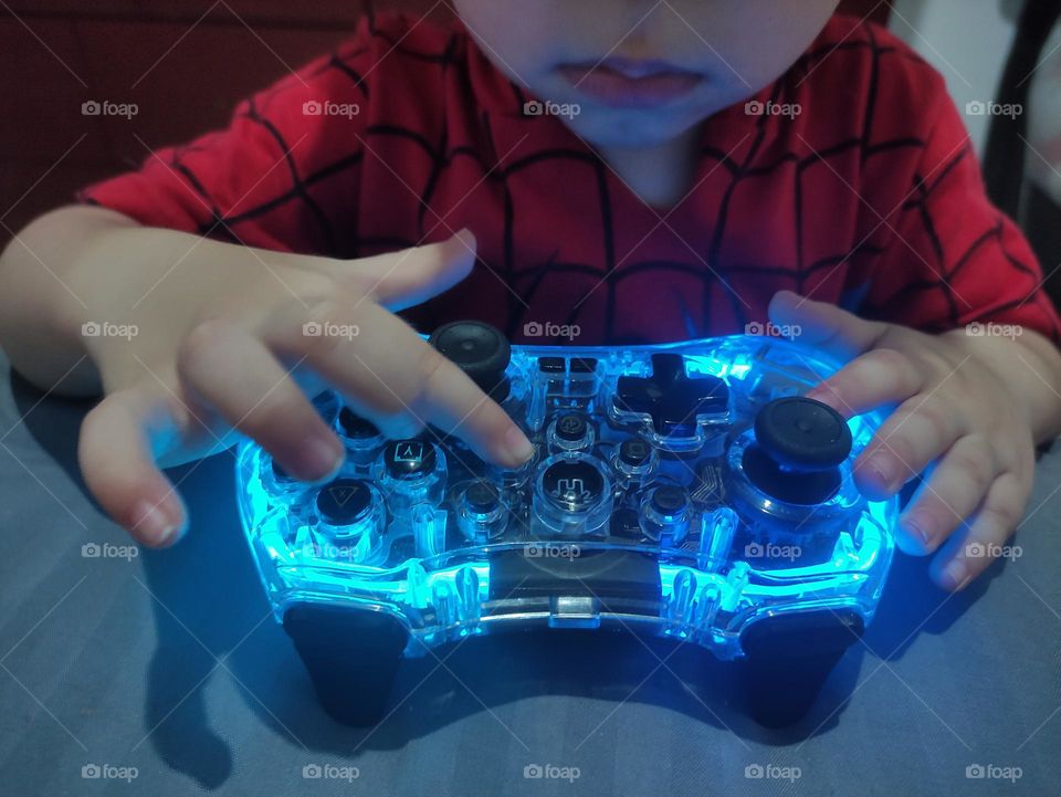 loves the controls when playing