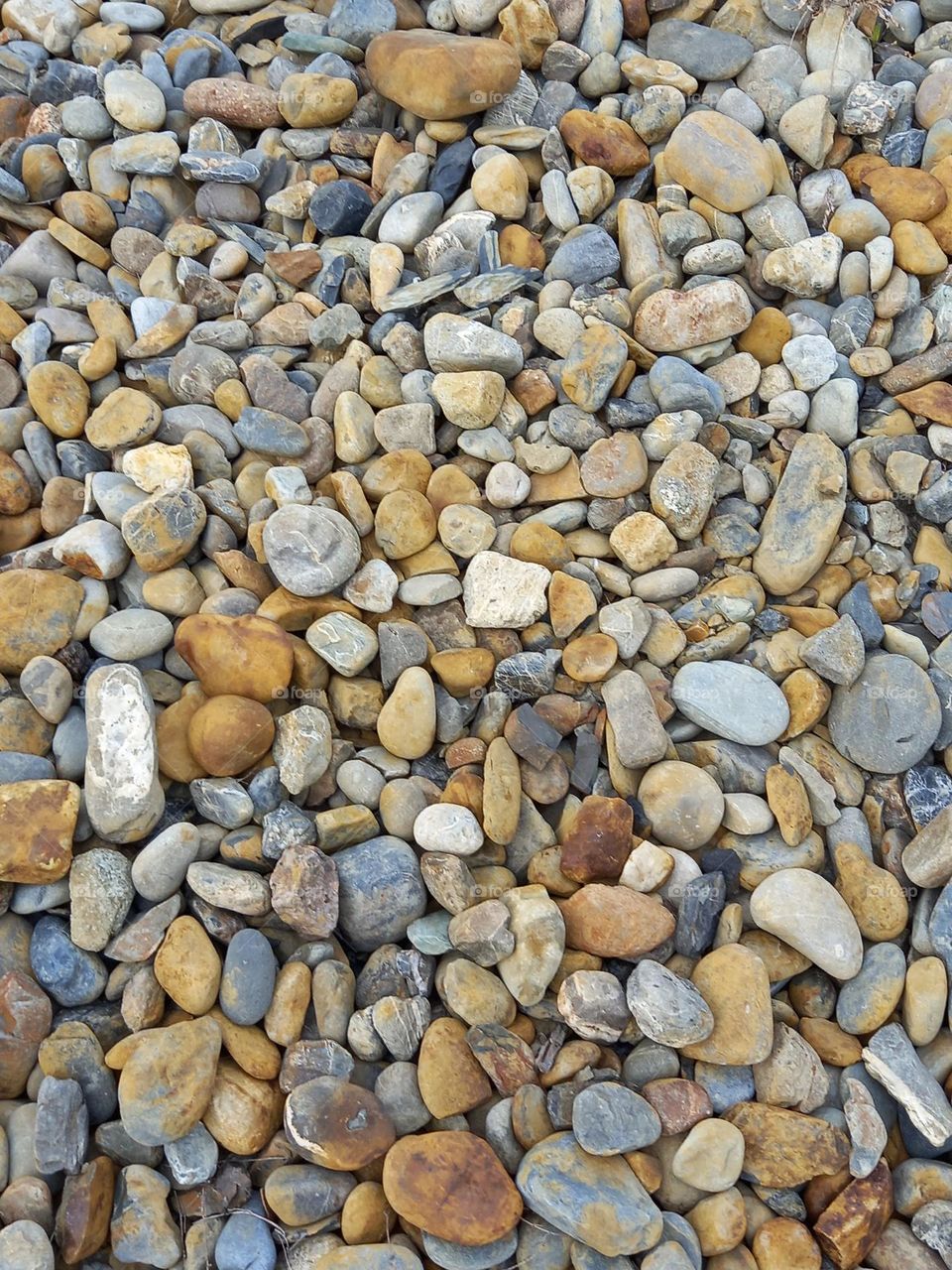 many stones