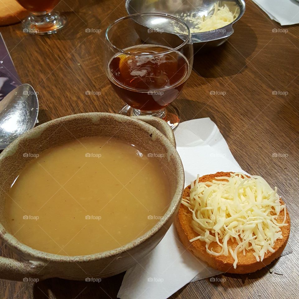 Onion soup with c