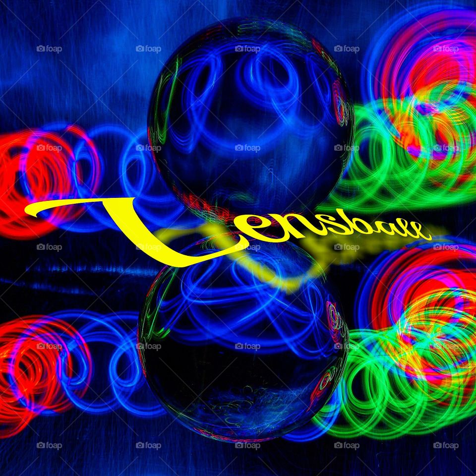 Lensball