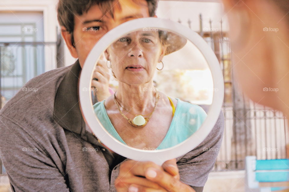 mirror mirror on the wall,whos the best mom of them all?